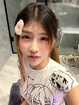 Momoever123456 online show from December 2025 01:49:02 PM