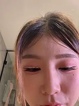 Momoever123456 online show from October 2025 02:18:02 PM