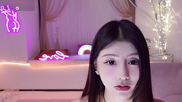 Momoever123456 online show from April 2026 02:58:01 PM