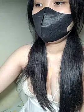 Athena20001 online show from April 2026 05:53:01 PM