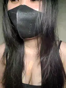 Athena20001 online show from December 2025 05:36:01 PM