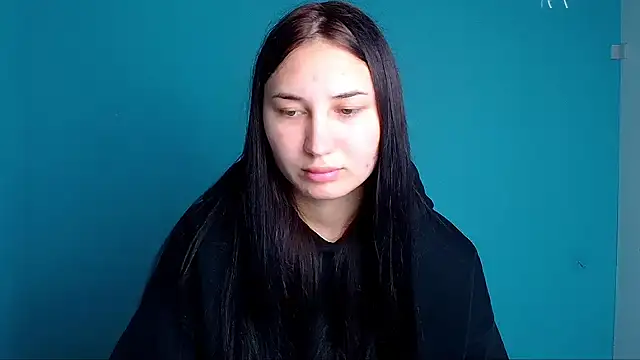 Jennifer Blum online show from October 2025 03:51:02 AM