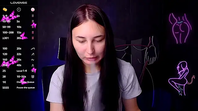 Jennifer Blum online show from September 2025 05:01:01 AM