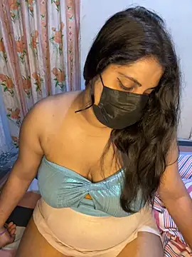 NOORA-GIRL online show from May 2026 09:08:01 PM