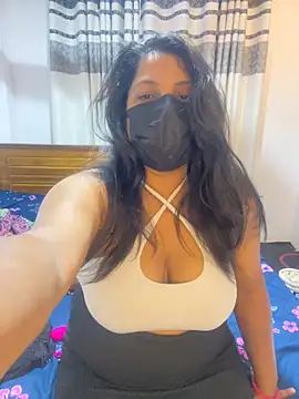 NOORA-GIRL online show from February 2026 10:29:02 PM