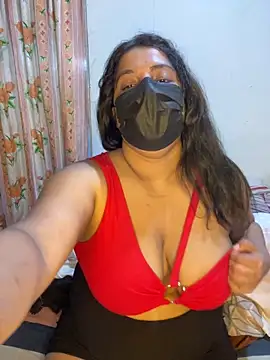 NOORA-GIRL online show from May 2026 12:03:02 AM