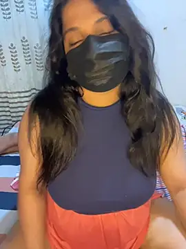 NOORA-GIRL online show from May 2026 02:53:01 AM