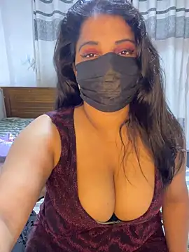 NOORA-GIRL online show from March 2026 10:00:02 PM