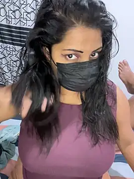 NOORA-GIRL online show from December 2025 01:43:02 PM