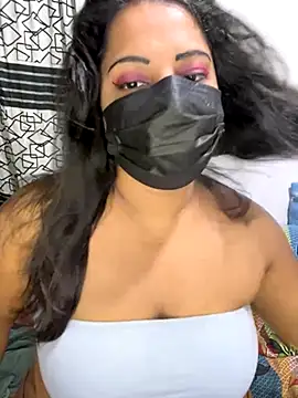 NOORA-GIRL online show from December 2025 10:09:02 PM