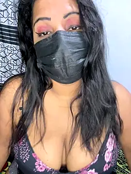 NOORA-GIRL online show from December 2025 12:44:02 AM