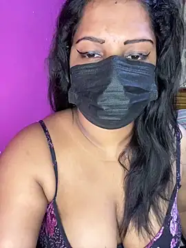 NOORA-GIRL online show from November 2025 01:59:02 AM