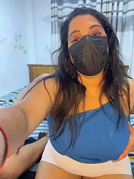 NOORA-GIRL online show from March 2026 02:43:02 AM