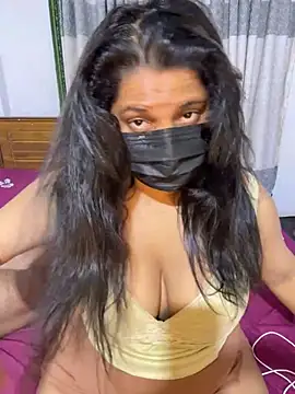 NOORA-GIRL online show from May 2026 03:06:02 AM