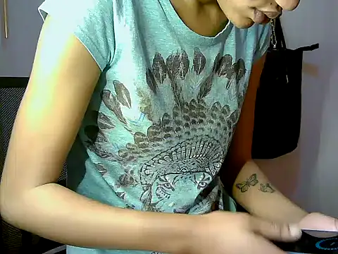 Destiny Desire online show from October 2025 09:34:01 AM