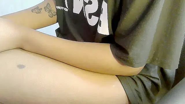 Destiny Desire online show from March 2026 09:00:02 AM