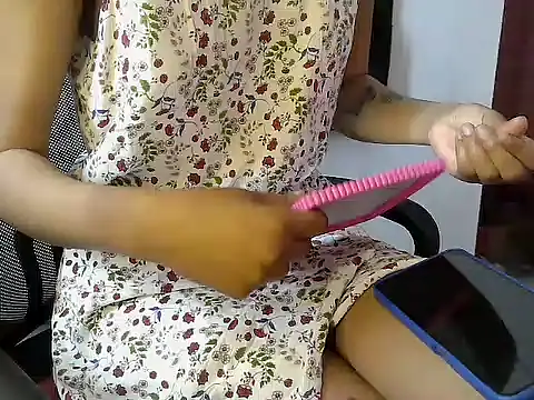 Destiny Desire online show from October 2025 12:17:01 PM