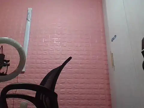 Destiny Desire online show from October 2025 03:34:01 PM