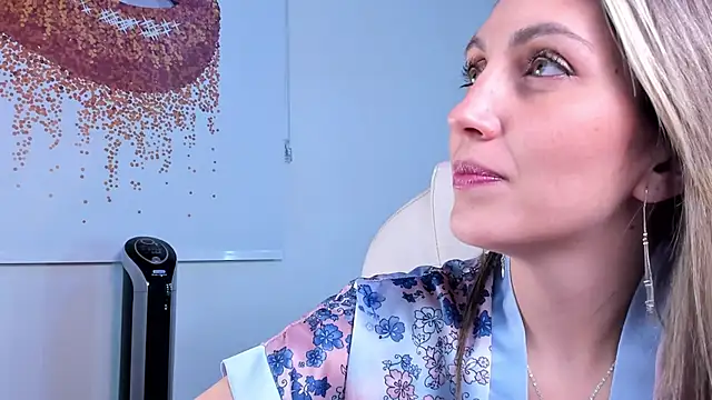 anny sweet72 online show from February 2025 04:02:01 PM