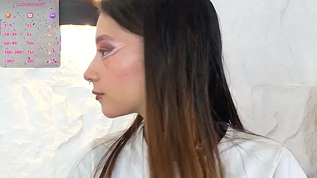 zorravioletta1 online show from October 2025 01:23:02 PM