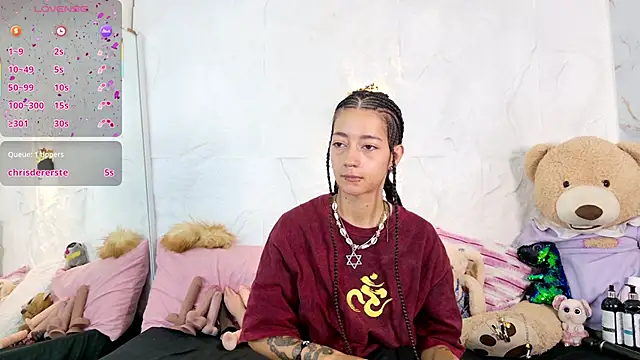 zorravioletta1 online show from December 2025 12:00:01 PM