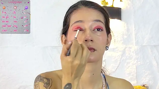 zorravioletta1 online show from September 2025 12:01:02 PM