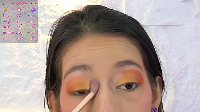 zorravioletta1 online show from October 2025 01:34:01 PM