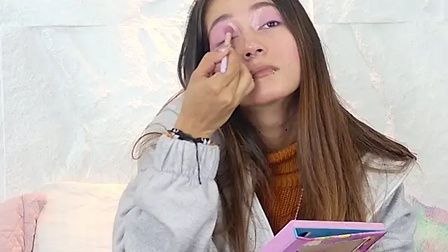 zorravioletta1 online show from October 2025 12:38:02 PM