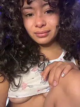 Snapshot of Marie_Rose chatting on December 2024 06:46:01 AM Marie Rose online show from December 2024 06:46:01 AM