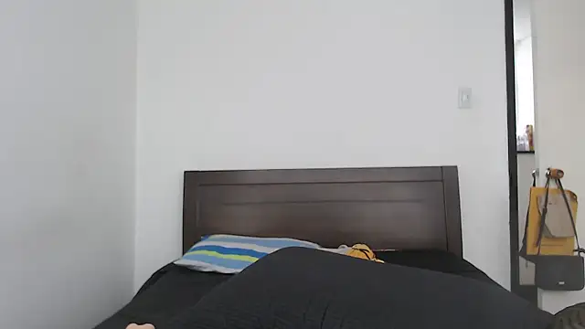 rebecca collin online show from January 2026 07:41:02 PM