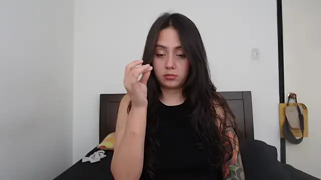 rebecca collin online show from December 2025 08:47:01 PM