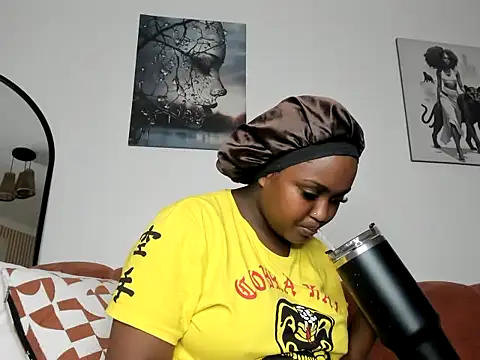  nightnurse online show from November 2025 11:22:02 AM