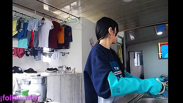 Snapshot of Nefera_16 chatting on February 2025 12:33:01 PM Nefera 16 online show from February 2025 12:33:01 PM