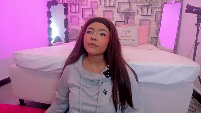 cherry chel online show from January 2026 10:02:02 PM