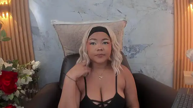 cherry chel online show from December 2025 07:41:01 PM