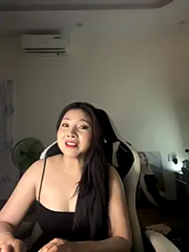 MiMi 0293 online show from December 2025 01:36:01 PM