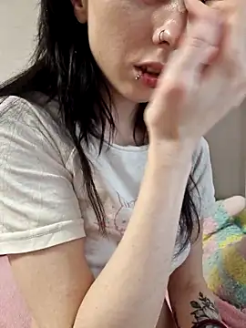  Alice 0-0 online show from May 2026 12:47:01 AM