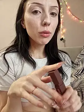  Alice 0-0 online show from November 2025 06:06:02 AM