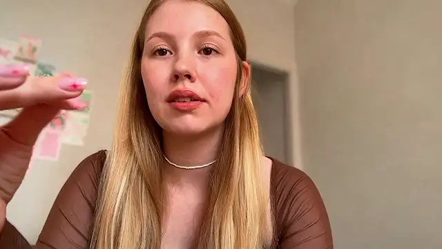 HoneyAudrey online show from June 2026 02:45:02 AM