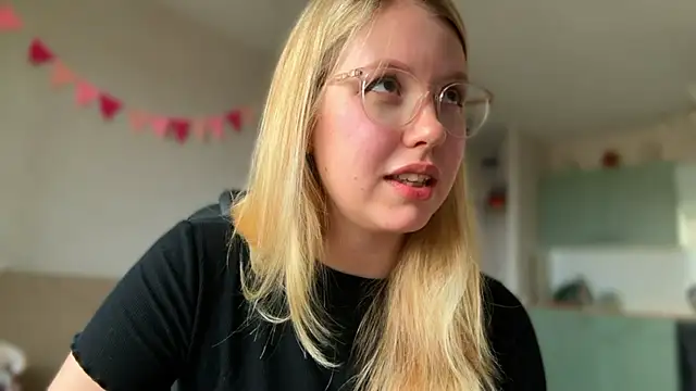 HoneyAudrey online show from October 2025 03:27:02 AM