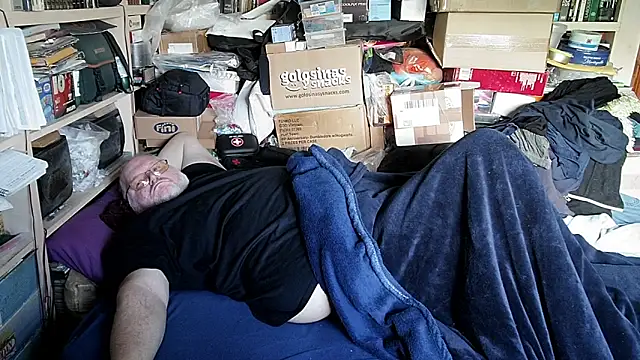 hadeszeuss2 online show from March 2026 03:17:01 PM