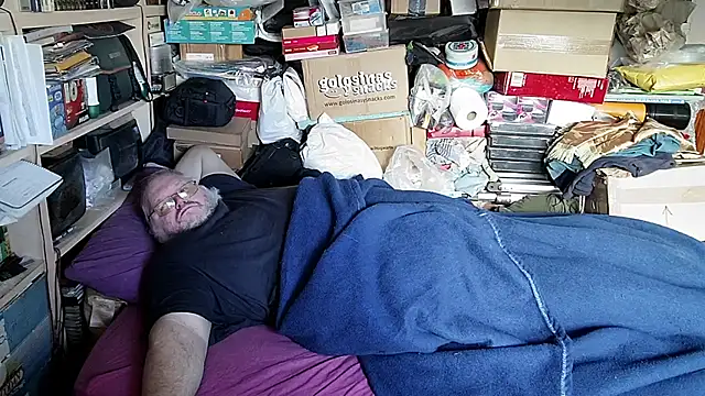 hadeszeuss2 online show from November 2025 02:40:02 PM