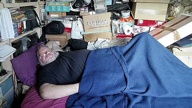 hadeszeuss2 online show from December 2025 03:27:02 PM