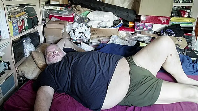 hadeszeuss2 online show from March 2025 02:47:01 PM