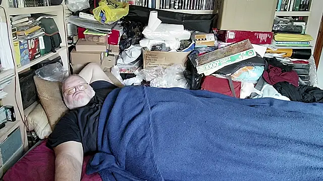 hadeszeuss2 online show from February 2025 02:58:02 PM