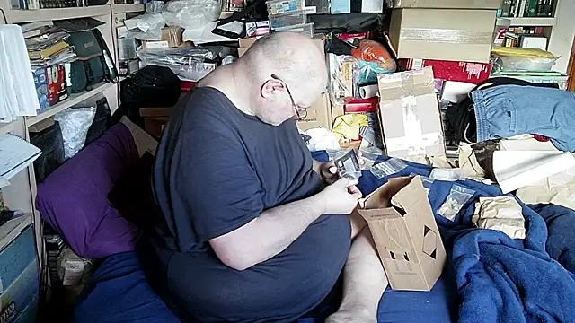 hadeszeuss2 online show from February 2026 02:55:02 PM