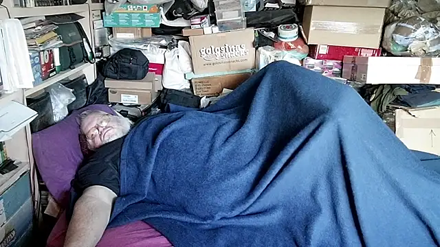 hadeszeuss2 online show from December 2025 03:23:01 PM