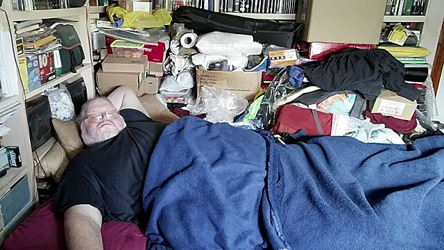 hadeszeuss2 online show from March 2025 03:32:02 PM