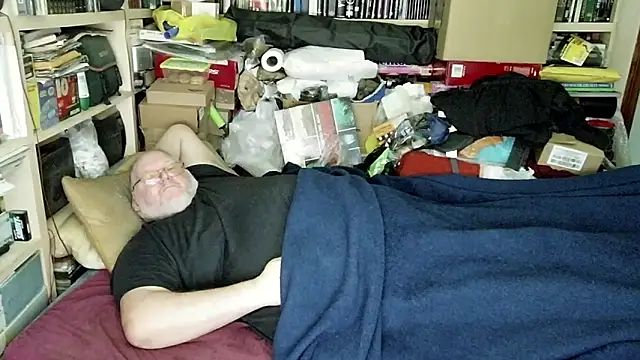 hadeszeuss2 online show from March 2025 05:56:01 PM