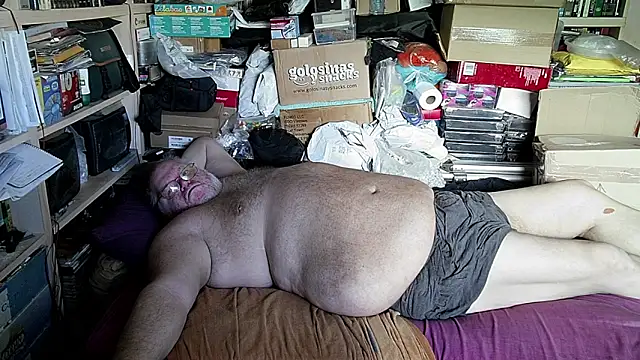 hadeszeuss2 online show from October 2025 01:32:01 PM